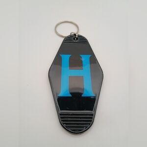 Motel Keychain Custom Retro Black And Blue Letter H Initial Keyring Key Tag